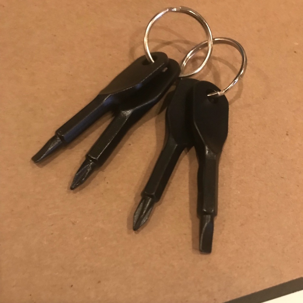 BUNDLE! 2 Pocket Screwdriver for Keychain Sets